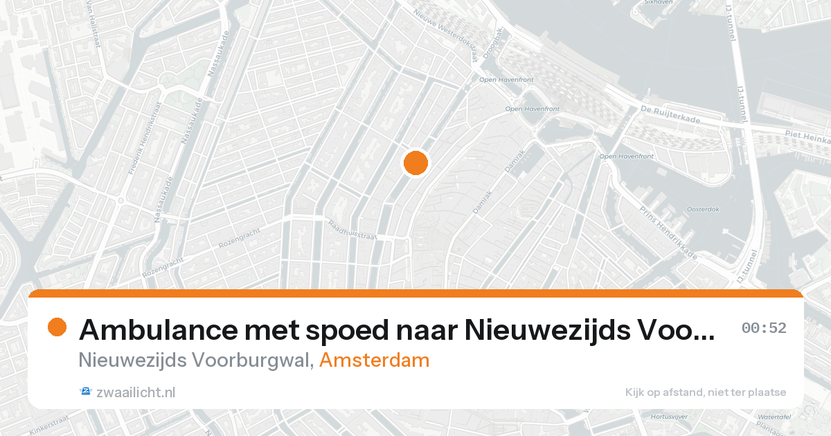 Ambulance met spoed naar Nieuwezijds Voorburgwal in Amsterdam — 18 aug 2026