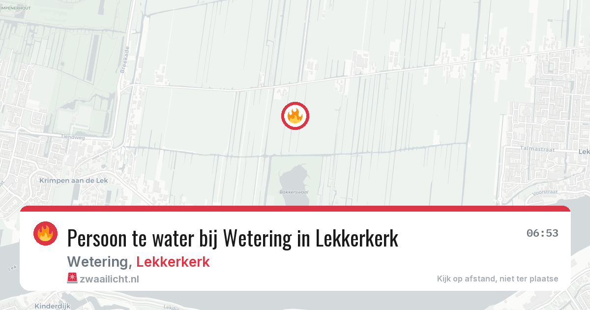 Persoon te water bij Wetering in Lekkerkerk — 27 mei 2026