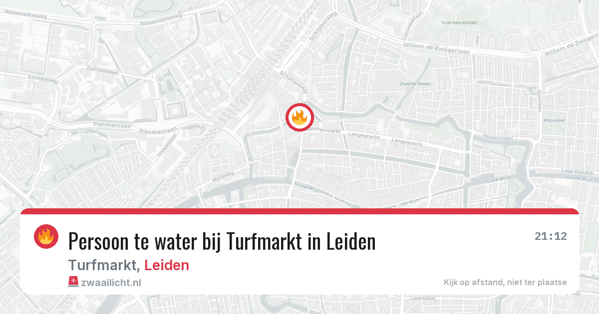 Persoon te water bij Turfmarkt in Leiden — 27 apr 2026