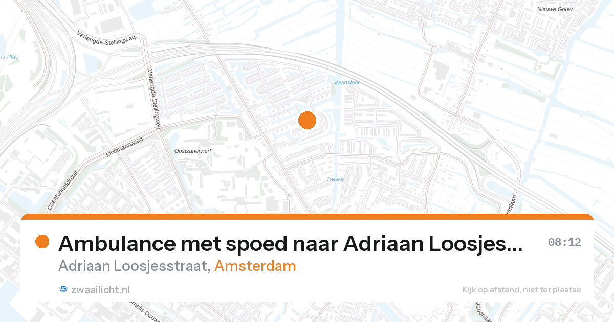 Ambulance met spoed naar Adriaan Loosjesstraat in Amsterdam — 27 aug 2026
