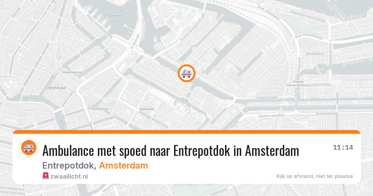 Ambulance met spoed naar Entrepotdok in Amsterdam — 15 mei 2026
