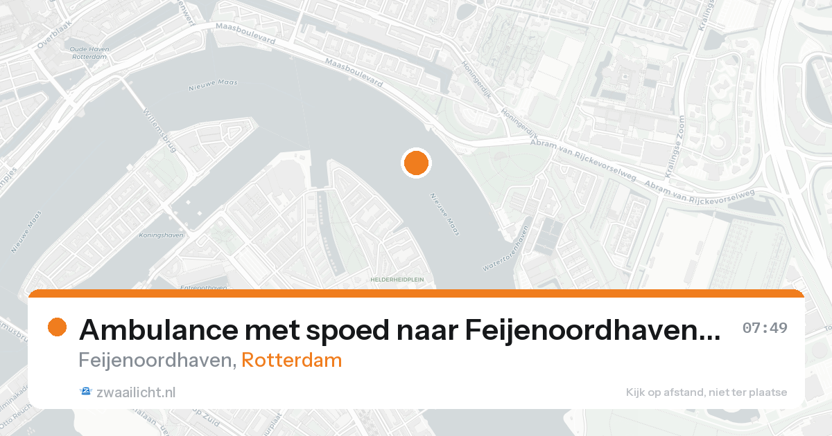 Ambulance met spoed naar Feijenoordhaven in Rotterdam — 7 jun 2026