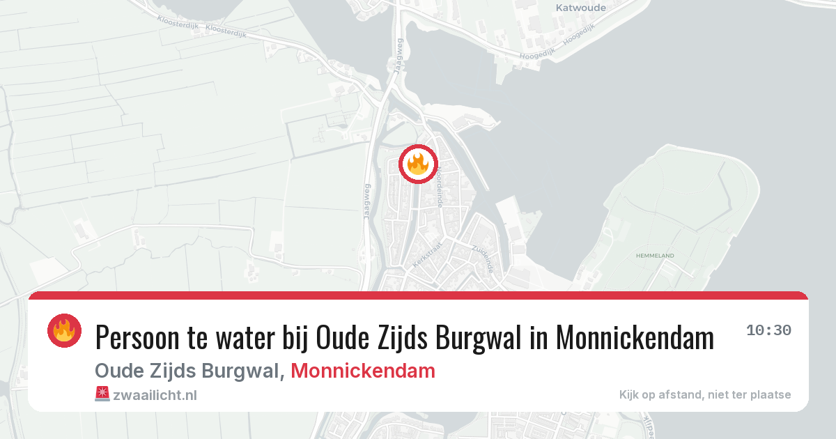 Persoon te water bij Oude Zijds Burgwal in Monnickendam — 12 apr 2026