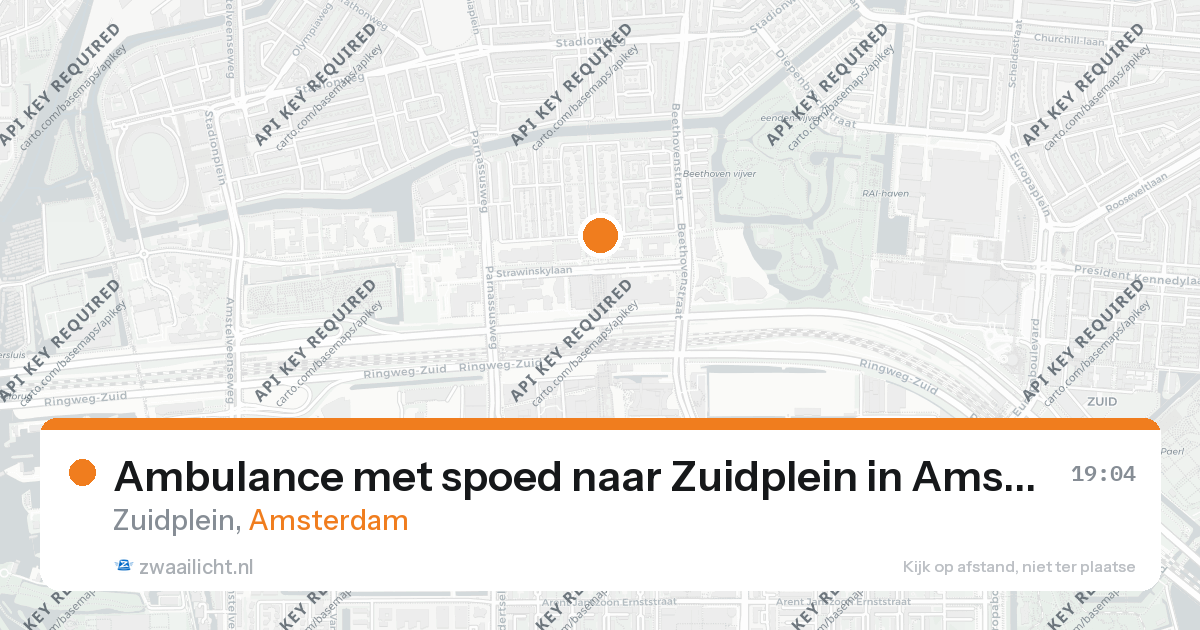 Ambulance met spoed naar Zuidplein in Amsterdam — 26 aug 2026