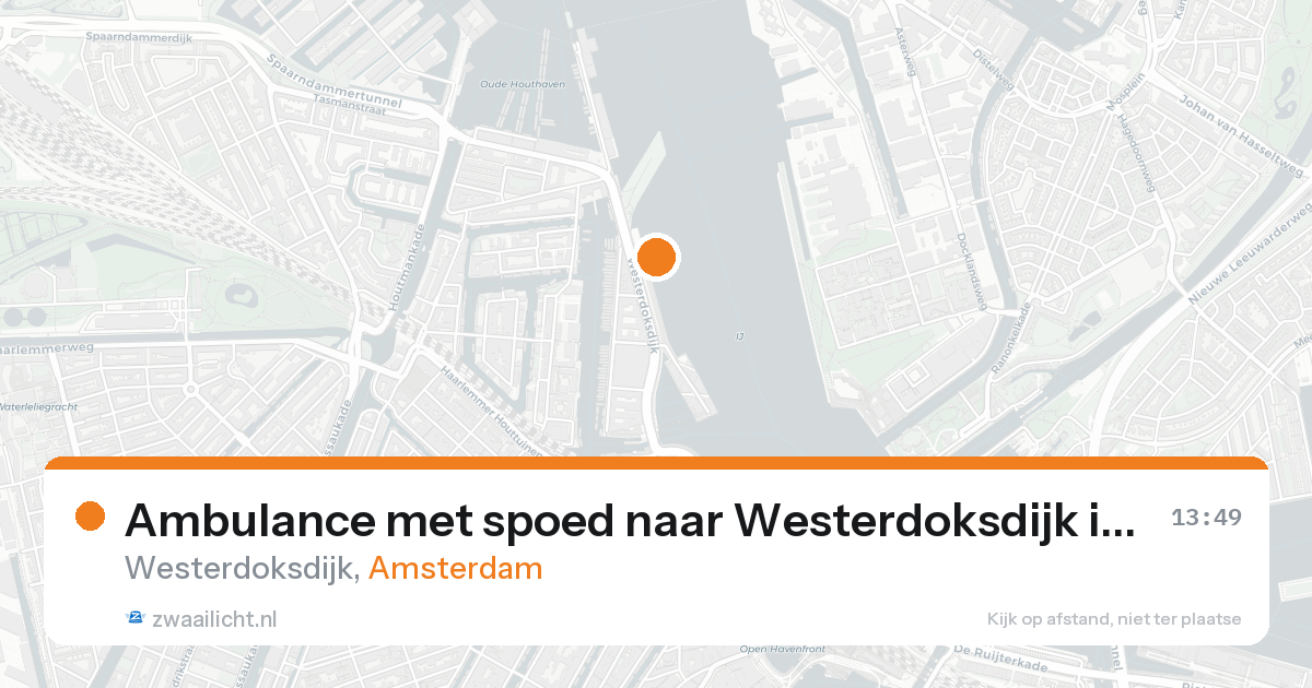 Ambulance met spoed naar Westerdoksdijk in Amsterdam — 30 jan 2026