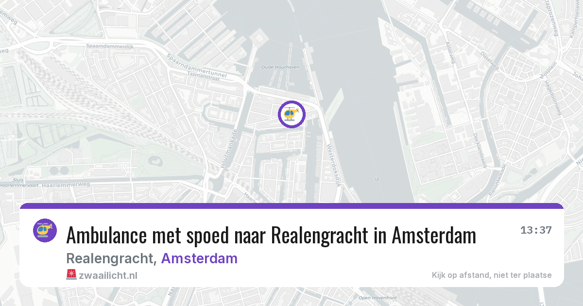 Ambulance met spoed naar Realengracht in Amsterdam — 27 apr 2026