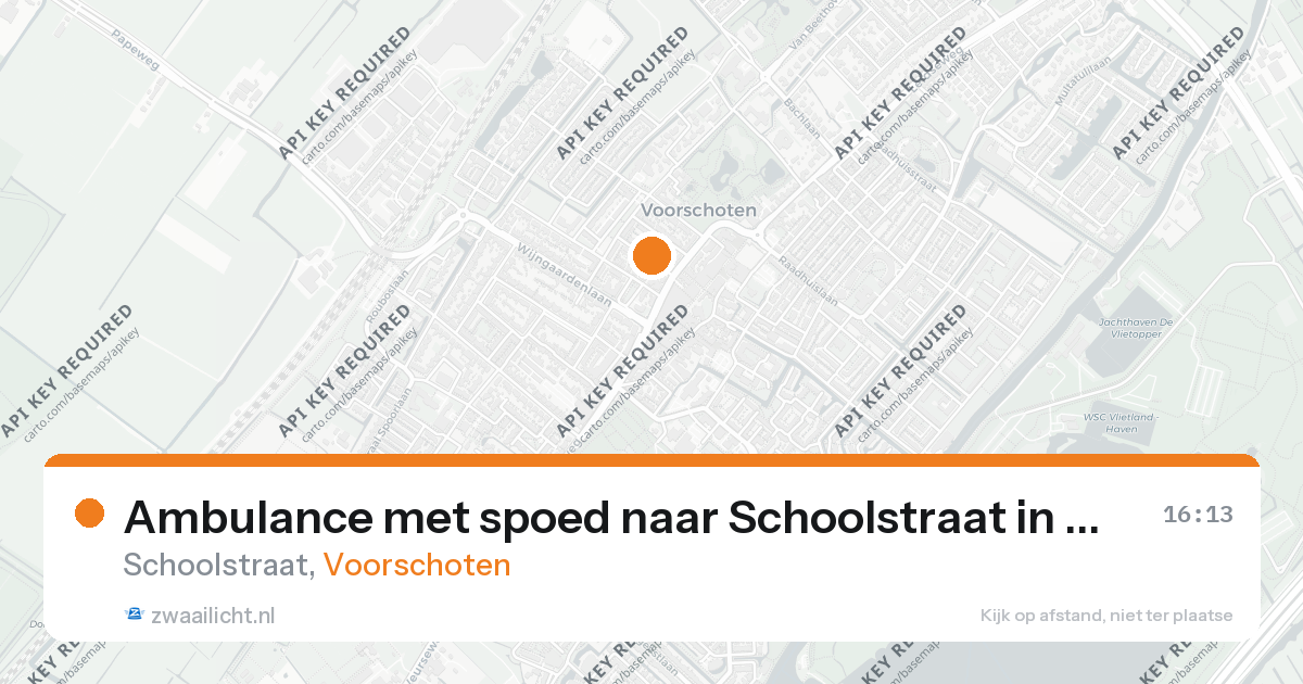 Ambulance met spoed naar Schoolstraat in Voorschoten — 26 aug 2026