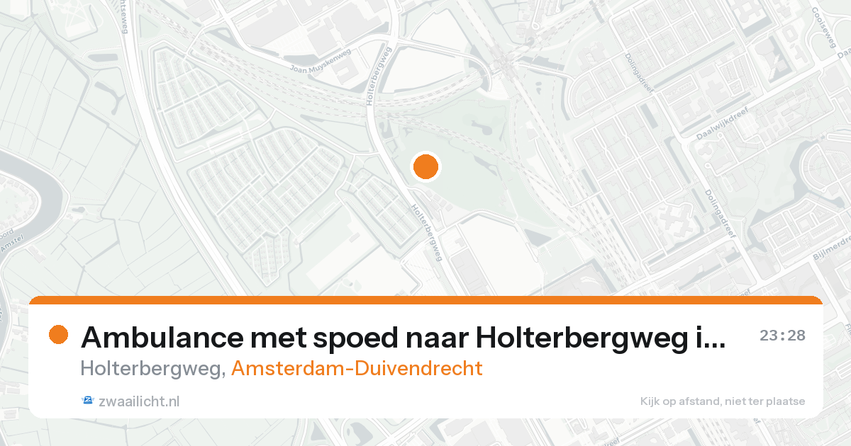 Ambulance met spoed naar Holterbergweg in Amsterdam-Duivendrecht — 30 mei 2026