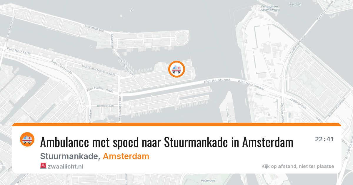 Ambulance met spoed naar Stuurmankade in Amsterdam — 10 mrt 2026