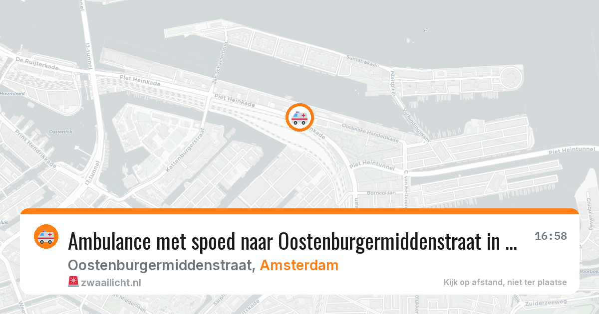 Ambulance met spoed naar Oostenburgermiddenstraat in Amsterdam — 30 mei 2026
