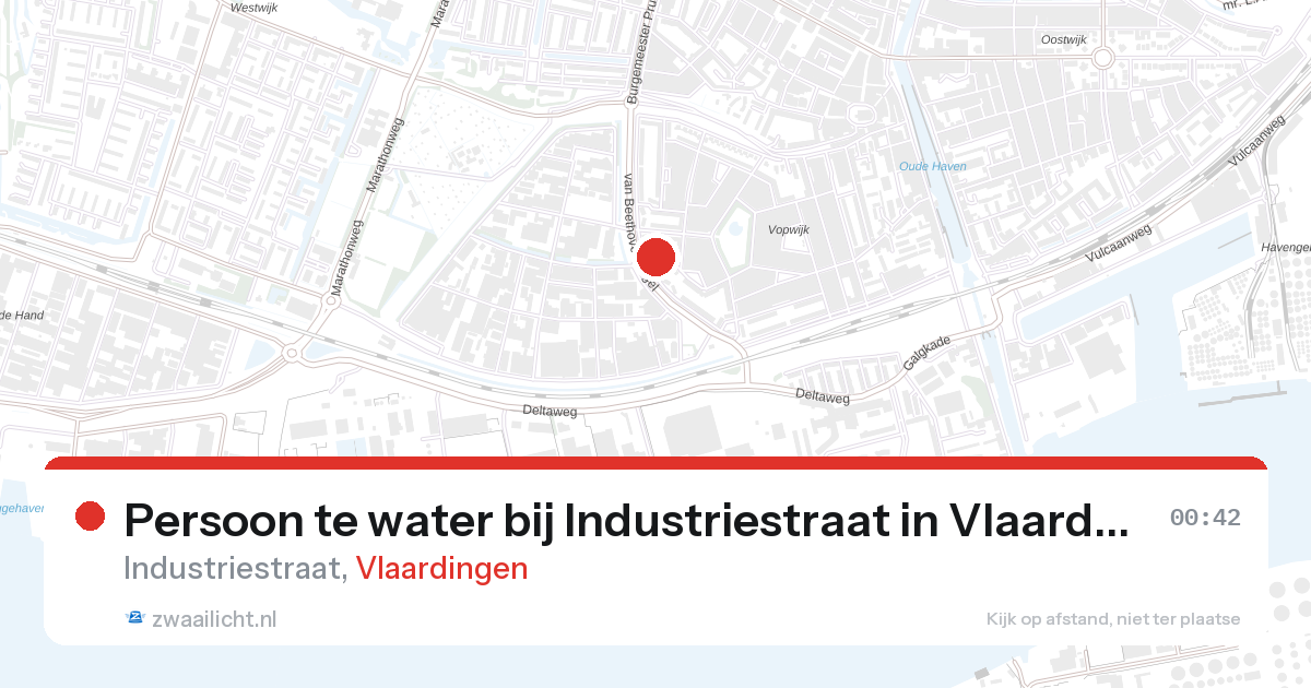 Persoon te water bij Industriestraat in Vlaardingen — 13 feb 2026