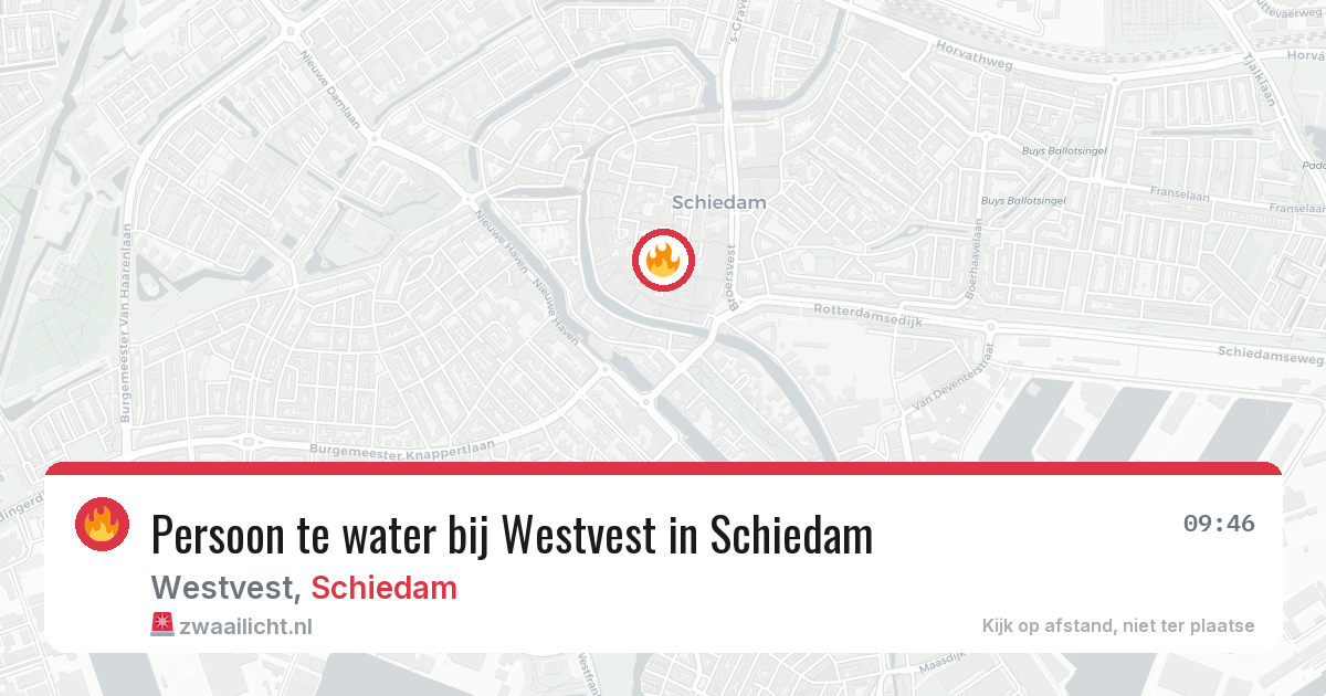 Persoon te water bij Westvest in Schiedam — 16 jun 2026