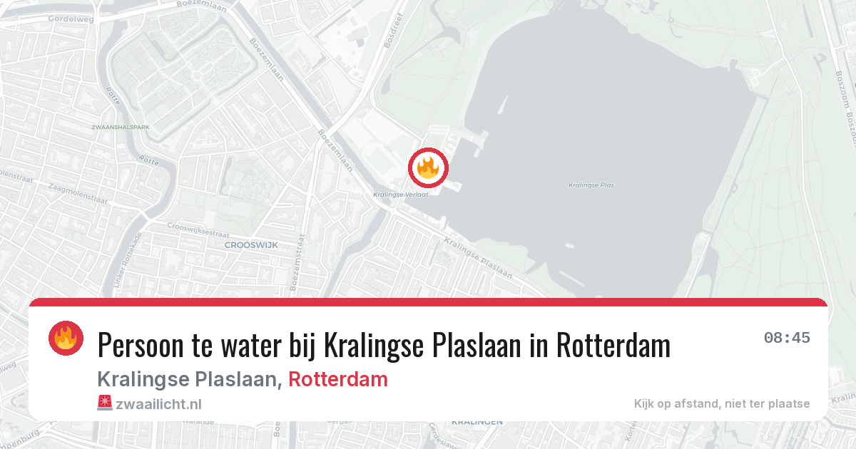 Persoon te water bij Kralingse Plaslaan in Rotterdam — 6 mei 2026