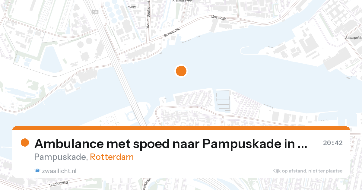 Ambulance met spoed naar Pampuskade in Rotterdam — 13 jun 2026