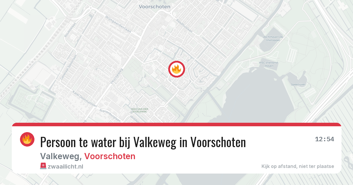 Persoon te water bij Valkeweg in Voorschoten — 19 mrt 2026