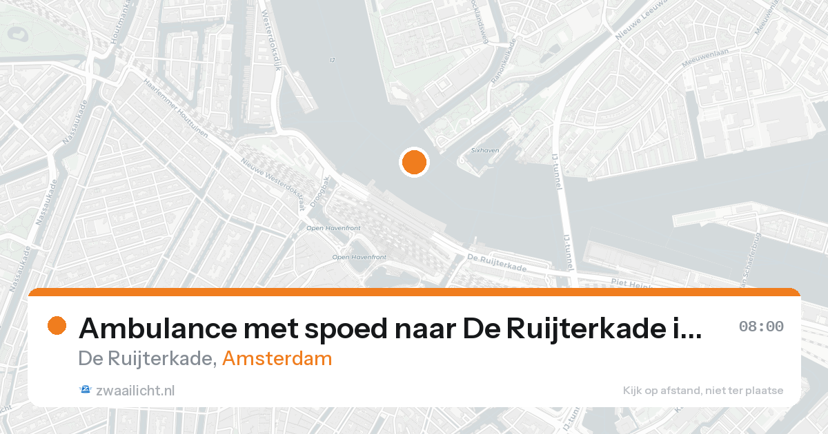 Ambulance met spoed naar De Ruijterkade in Amsterdam — 15 aug 2026