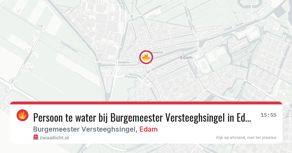 Persoon te water bij Burgemeester Versteeghsingel in Edam — 13 mei 2026