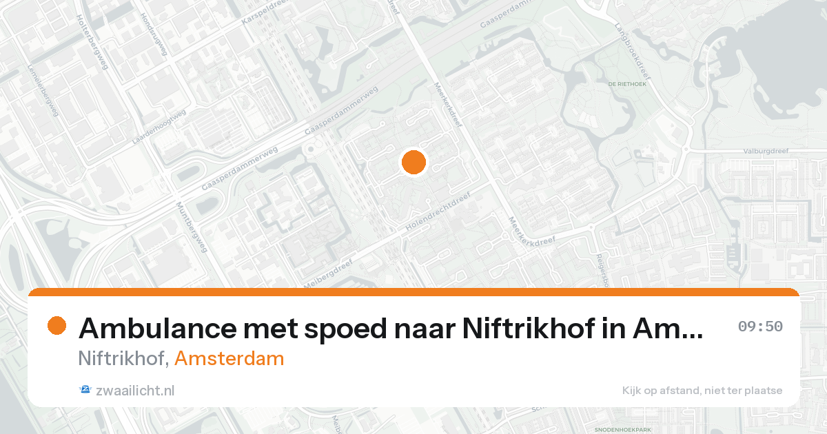 Ambulance met spoed naar Niftrikhof in Amsterdam — 15 aug 2026