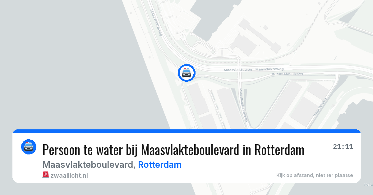 Persoon te water bij Maasvlakteboulevard in Rotterdam — 9 aug 2026