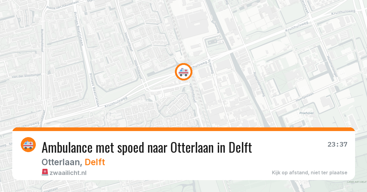 Ambulance met spoed naar Otterlaan in Delft — 30 mei 2026