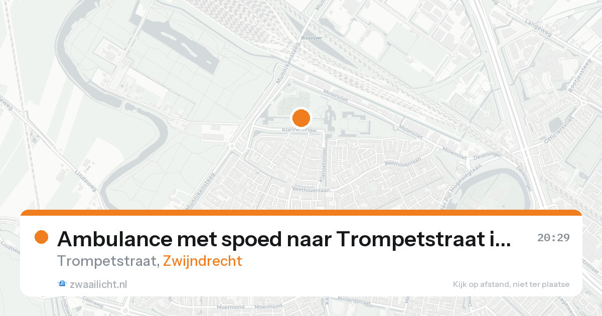 Ambulance met spoed naar Trompetstraat in Zwijndrecht — 24 aug 2026