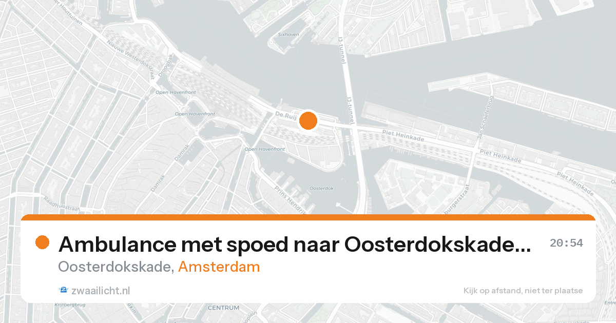 Ambulance met spoed naar Oosterdokskade in Amsterdam — 21 aug 2026