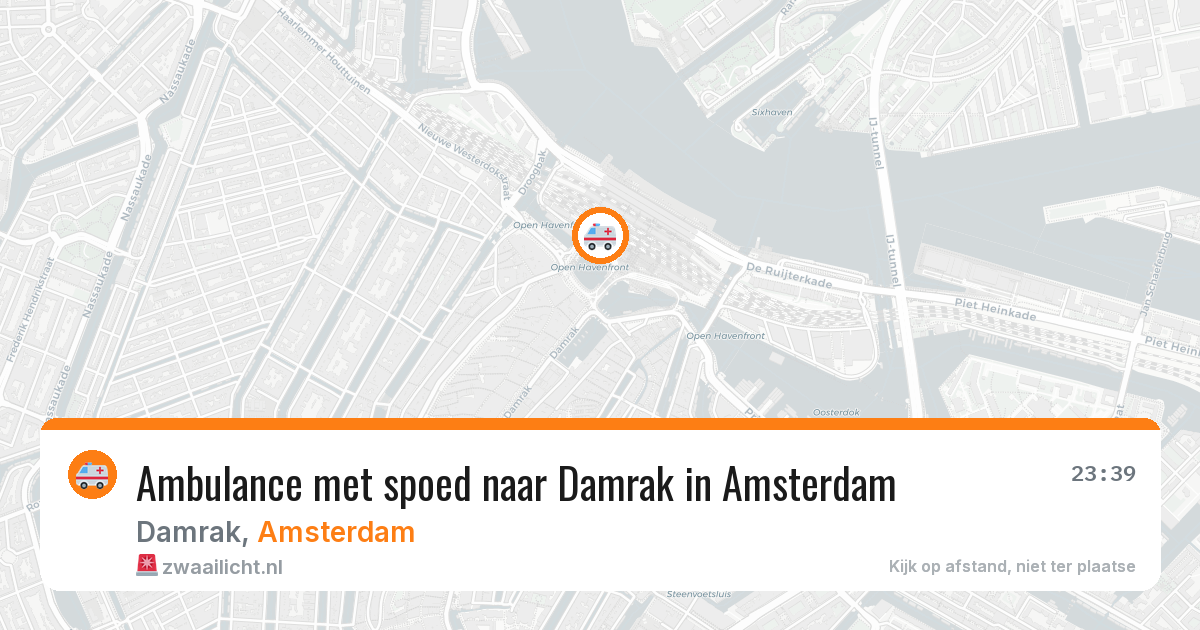 Ambulance met spoed naar Damrak in Amsterdam — 30 jul 2026