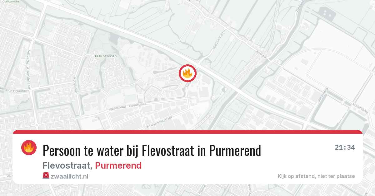 Persoon te water bij Flevostraat in Purmerend — 1 mei 2026