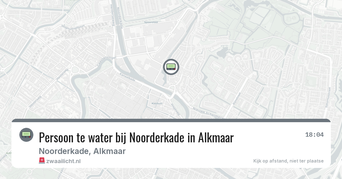 Persoon te water bij Noorderkade in Alkmaar — 13 mrt 2026