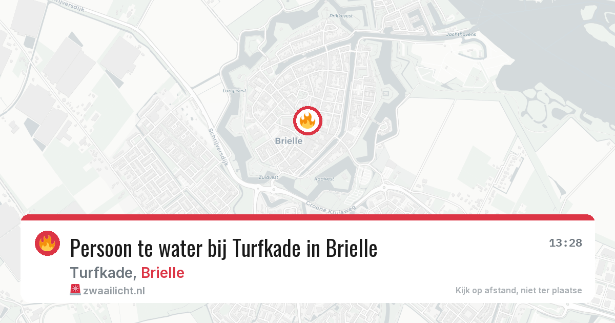 Persoon te water bij Turfkade in Brielle — 10 apr 2026
