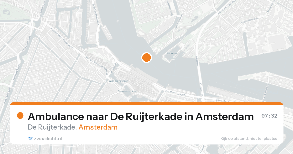 Ambulance naar De Ruijterkade in Amsterdam — 24 aug 2026