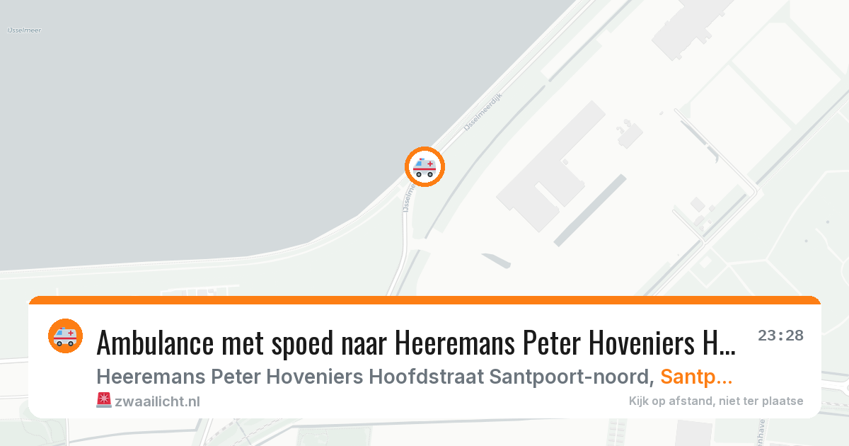 Ambulance met spoed naar Heeremans Peter Hoveniers Hoofdstraat Santpoort-noord in Santpoort-Noord — 4 aug 2026