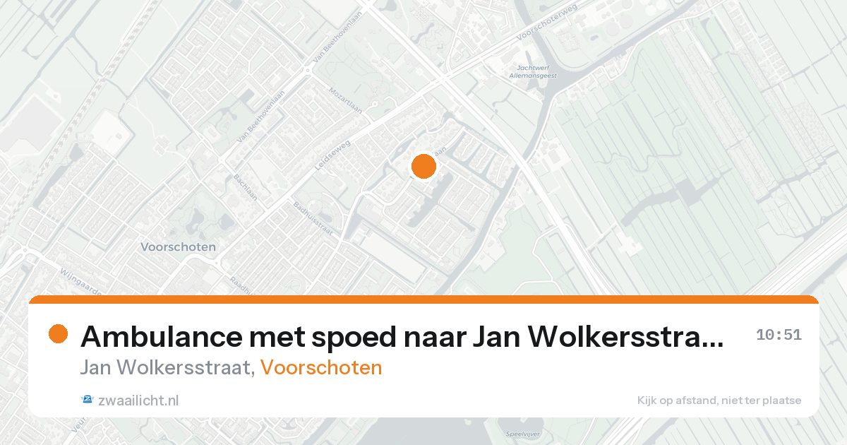 Ambulance met spoed naar Jan Wolkersstraat in Voorschoten — 13 mei 2026