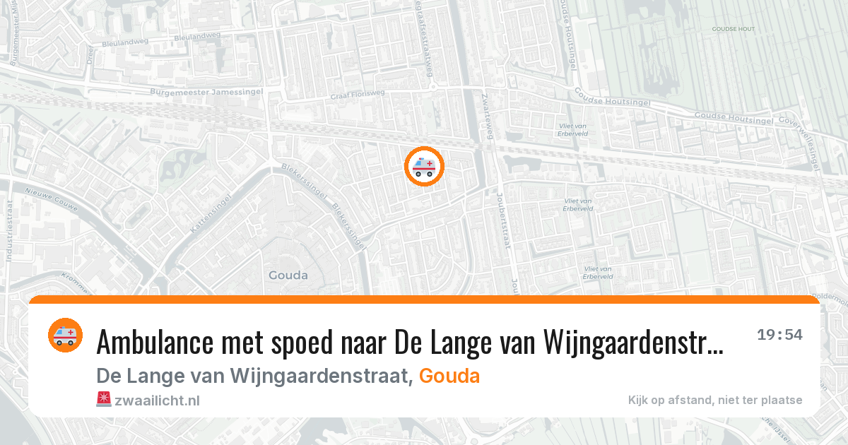 Ambulance met spoed naar De Lange van Wijngaardenstraat in Gouda — 3 aug 2026