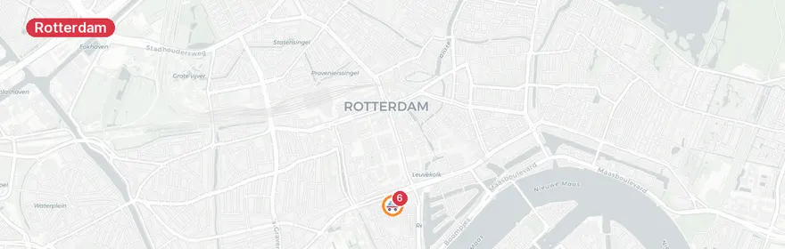 Kaart van Man zwaargewond uit vuilniswagen gered in Rotterdam