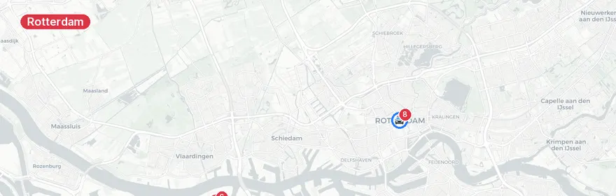 Kaart van Meerdere voertuigen botsen op A16 bij Rotterdam