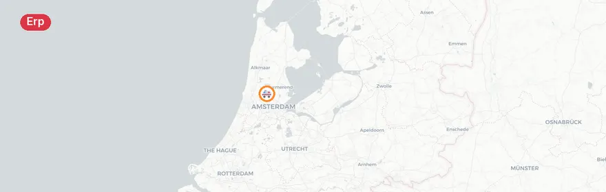 Kaart van Auto botst tegen boom in Erp, bestuurder zwaargewond