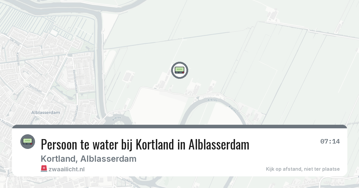 Persoon te water bij Kortland in Alblasserdam — 6 mrt 2026