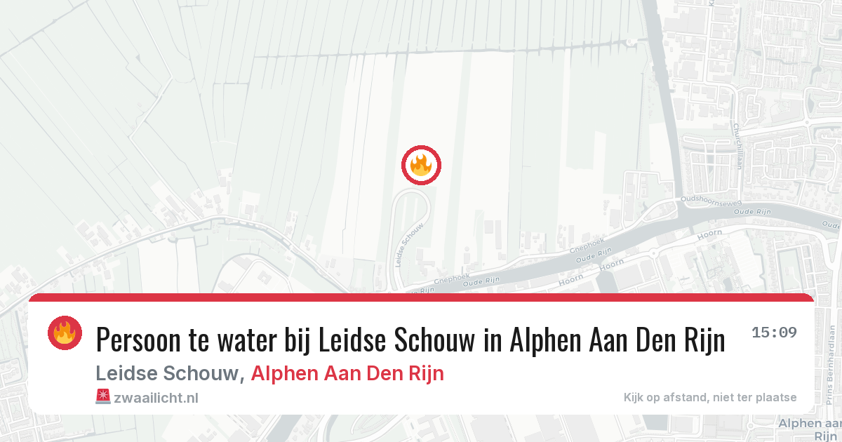Persoon te water bij Leidse Schouw in Alphen Aan Den Rijn — 11 apr 2026