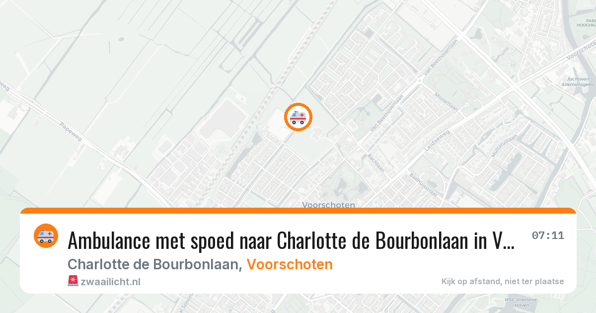 Ambulance met spoed naar Charlotte de Bourbonlaan in Voorschoten — 31 mei 2026