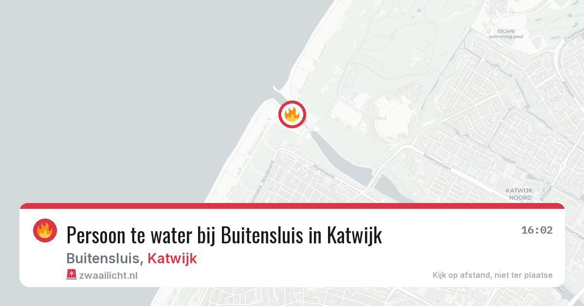 Persoon te water bij Buitensluis in Katwijk — 9 aug 2026
