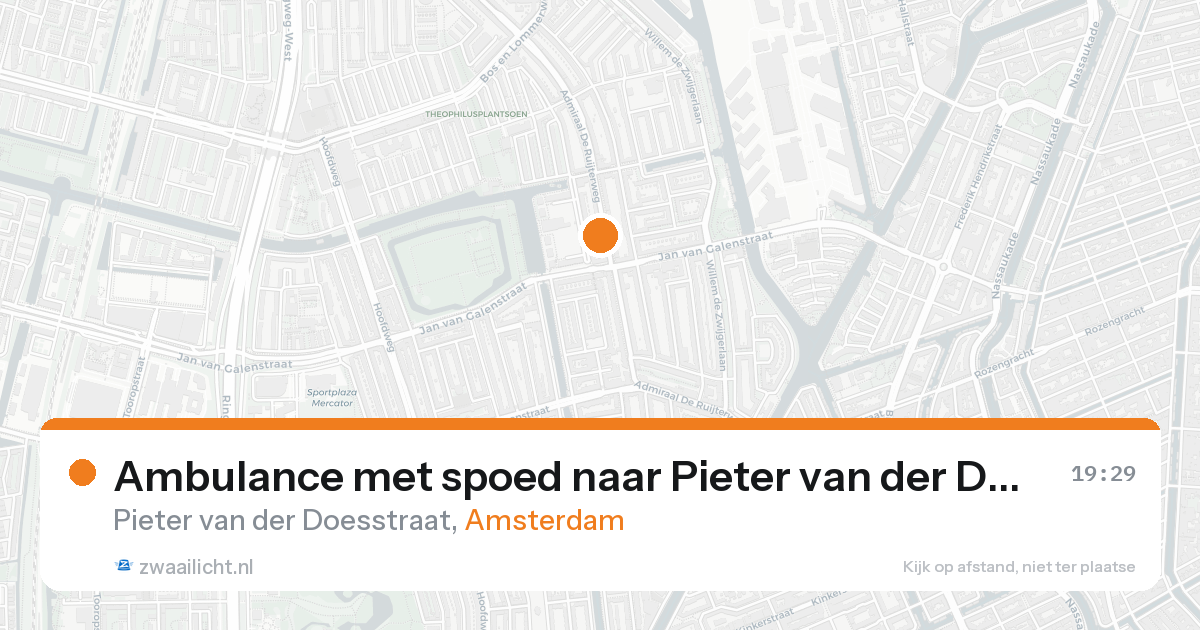 Ambulance met spoed naar Pieter van der Doesstraat in Amsterdam — 21 aug 2026