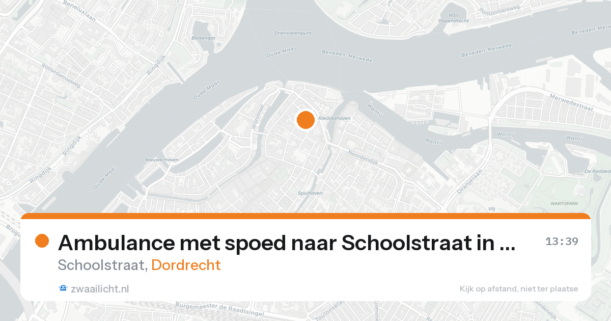 Ambulance met spoed naar Schoolstraat in Dordrecht — 25 aug 2026