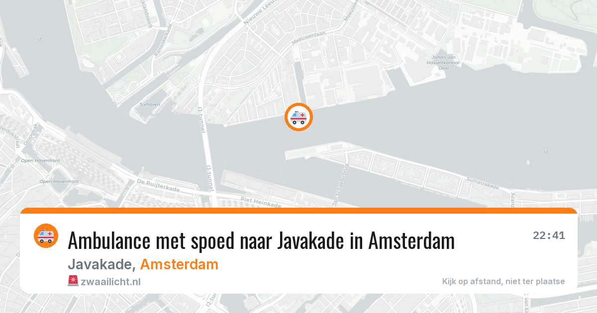Ambulance met spoed naar Javakade in Amsterdam — 24 mei 2026