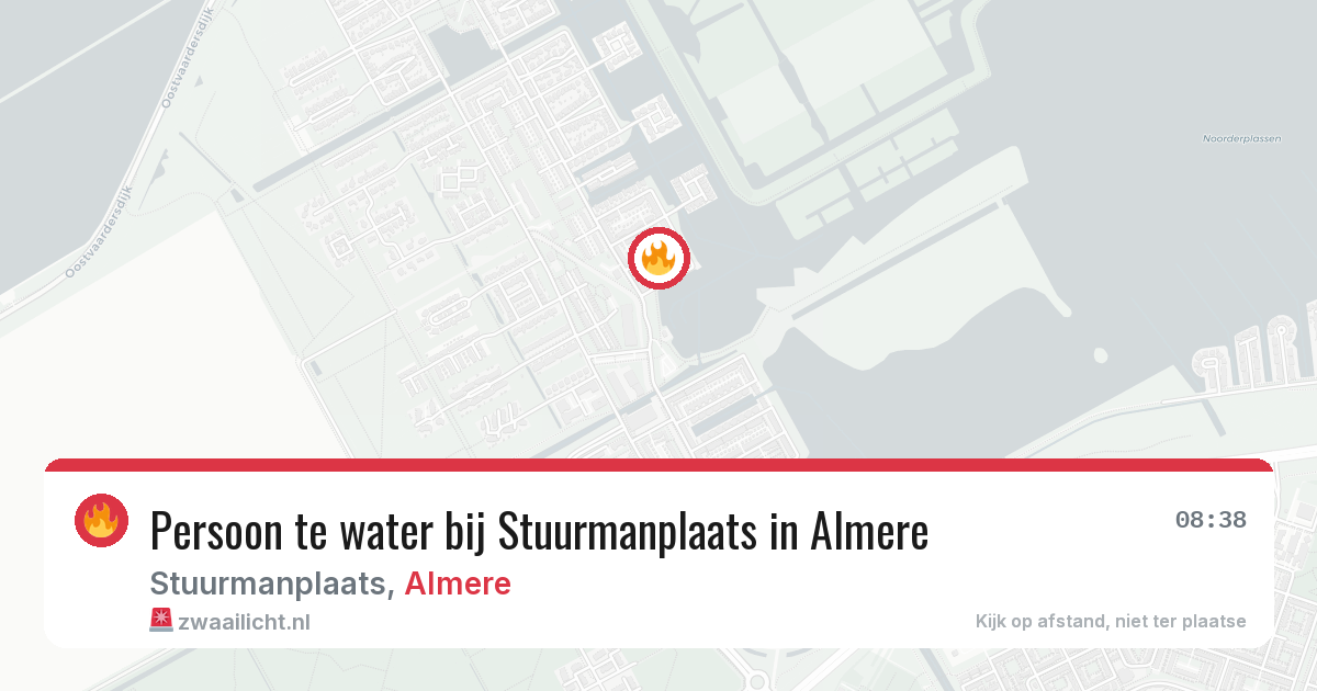Persoon te water bij Stuurmanplaats in Almere — 27 jun 2026