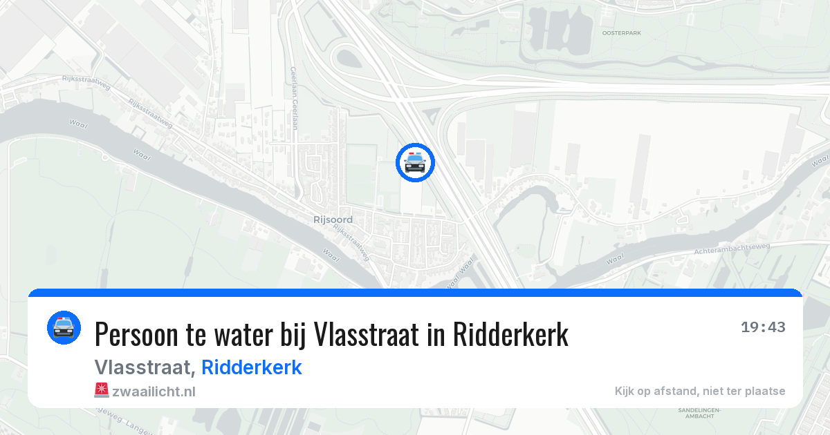 Persoon te water bij Vlasstraat in Ridderkerk — 2 jun 2026
