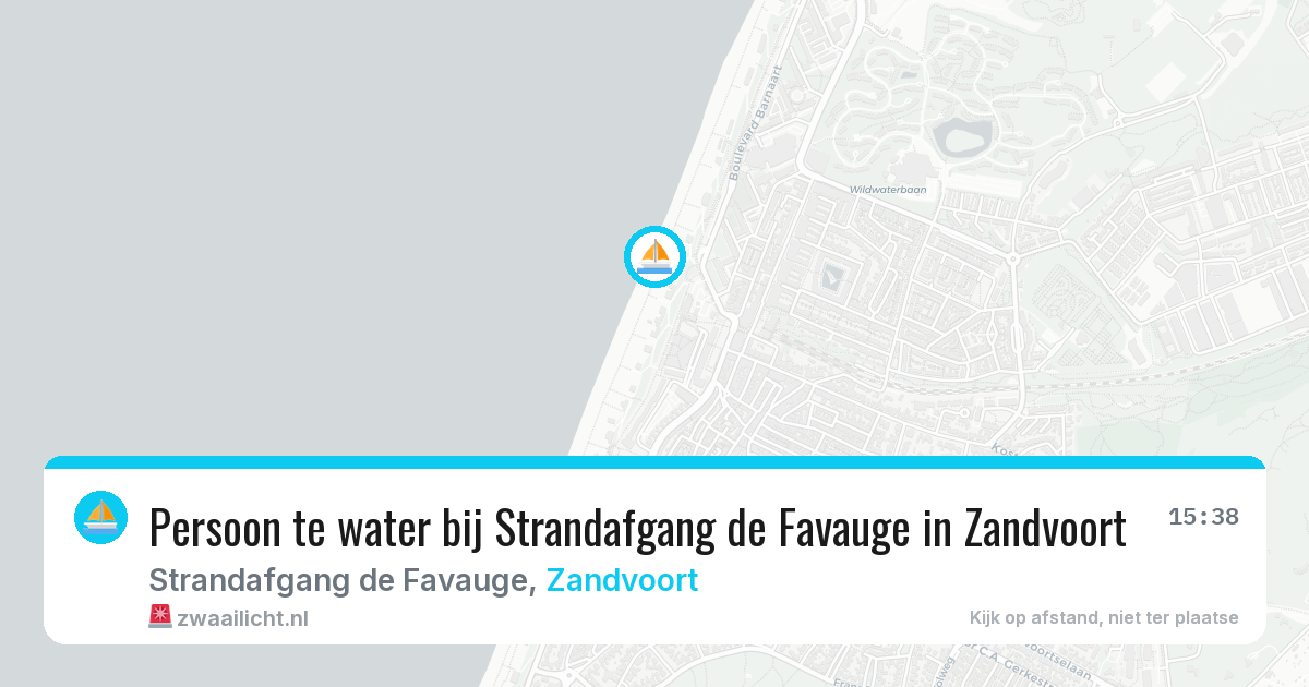 Persoon te water bij Strandafgang de Favauge in Zandvoort — 14 aug 2026