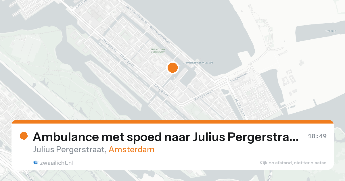 Ambulance met spoed naar Julius Pergerstraat in Amsterdam — 21 aug 2026