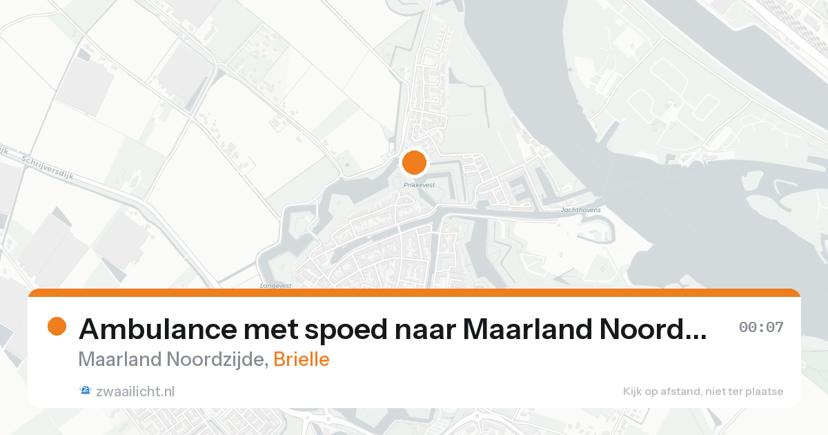 Ambulance met spoed naar Maarland Noordzijde in Brielle — 25 mei 2026