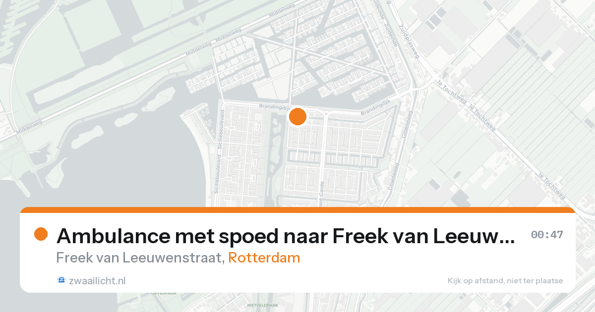 Ambulance met spoed naar Freek van Leeuwenstraat in Rotterdam — 21 aug 2026